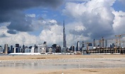 Heavy rain triggers flooding in Dubai