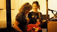 Suzi Quatro & KT Tunstall - "Truth As My Weapon" (Official Music Video ...