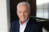 Biography of John F. MacArthur, American Pastor