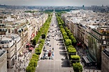 File:Avenue des Champs-Élysées July 24, 2009 N1.jpg - Wikimedia Commons