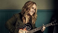 What Is Melissa Etheridge’s Net Worth? All About The Grammy Winning ...