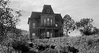 Universal City : An Image Gallery - Psycho House and Bates Motel
