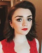 Maisie Williams. From her Instagram 9-17-17 | Actrices bonitas, Famosos ...