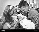 Herbert von Karajan mit seiner Frau Eliette und ihr erstes Kind, 1960 ...