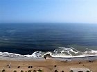 La vista sobre el océano pacífico desde la costa de miraflores, lima ...