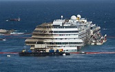 Raising the Costa Concordia - Photo 1 - Pictures - CBS News