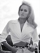 Ursula Andress, 1966. : r/OldSchoolCelebs