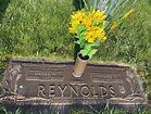 Maxine Reynolds (1937-2019) - Find a Grave Memorial