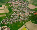 Roßwälden aus der Vogelperspektive: Stadtansicht vom Innenstadtbereich ...