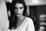 Emily Ratajkowski Wallpapers Images Photos Pictures Backgrounds