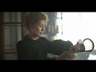 《失蹤罪》露莎蒙碧姬主演『居禮夫人』傳記片《Radioactive》最新正式預告 - YouTube