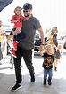 Elsa Pataky y Chris Hemsworth, regreso a casa en familia