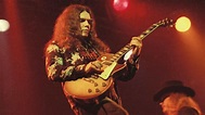 How Gary Rossington played through the pain to define…