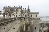 File:Chateau d'Amboise, logis royal..JPG