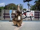 Pastor de nubes. Jean Arp | Outdoor sculpture, Caracas, Prominent artist