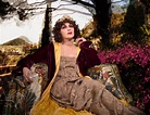 Artist Cindy Sherman Embodies 1920s Film Beauties In New Photos | HuffPost