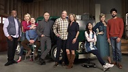 The Cast of Last Man Standing Comes Together for New Cast Photo ...