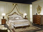 Classic double bed of the collection Louis XV France of Italian craft ...