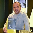 Ángel Martín con su libro 'Por si las voces vuelven' - El humorista ...