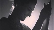 Sara Bareilles - Smile (Emmys 2014) HD - YouTube