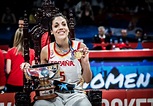 Cristina Ouviña celebra con Zaragoza la victoria de España en el Europeo