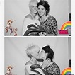 USWNT member Megan Rapinoe and GF Sarah Walsh | Lesbians kissing, Girls ...