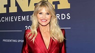 Christie Brinkley showcases incredibly toned legs in a bikini as she ...