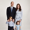 Los Duques de Cambridge, el Príncipe Jorge y la Princesa Carlota ...