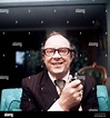 Eric morecambe hi-res stock photography and images - Alamy