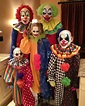 Family of clowns | Clown halloween costumes, Halloween clown, Scary ...