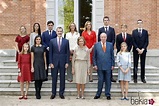 Los Reyes Juan Carlos y Sofía con sus hijos, el Rey Felipe y las ...