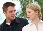 Robert Pattinson con Mia Wasikowska ~ cotibluemos