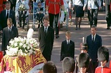 Así fue el funeral de Diana de Gales a 21 años del día más triste para ...