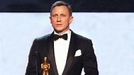 Daniel Craig Takes Home Pretty Good Actor Award