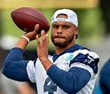 Dak Prescott won't kneel during the national anthem, and he shouldn't ...