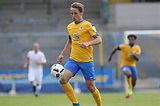 Eintracht Braunschweig: Phillip Tietz vor dem Absprung