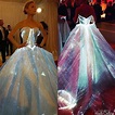 Zac Posen LED Gown 💜💙 🌟💗 | 15 vestidos, Vestidos incríveis, Vestidos