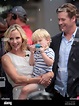 Anne Heche y su marido James Tupper con sus hijos a Grove para aparecer ...