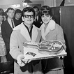 La trágica vida de Roy Orbison: El origen de “Mujer Bonita”, la muerte ...