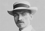 Who was Glenn Curtiss? What did Glenn Curtiss Invent?