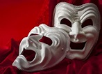 Conheça a história das máscaras de teatro