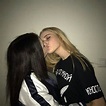 Me encantan | Lesbianas besándose, Parejas lesbianas, Lesbianas