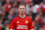 Manchester United Announce Jonny Evans Signing – LFC Transfer Room