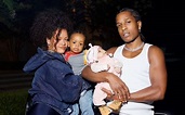 Rihanna y A$AP Rocky presentan a segundo hijo en retratos familiares ...