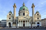 Die Wiener Karlskirche und Museo Borromeo
