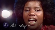 Gloria Gaynor - Never Can Say Goodbye / Reach Out I’ll Be There ...