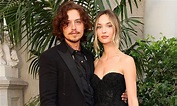 Cole Sprouse presume de amor con su novia, Ari Fournier