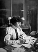 20 Fascinating Vintage Photos of a Young and Beautiful Colette From the ...