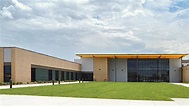 Wisdom HS - Main Entrance | Margaret Long Wisdom High School… | Flickr