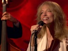 Carly Simon: Moonlight Serenade: Live on the Queen Mary II on TV ...